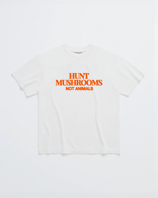HUNT MUSHROOMS TEE