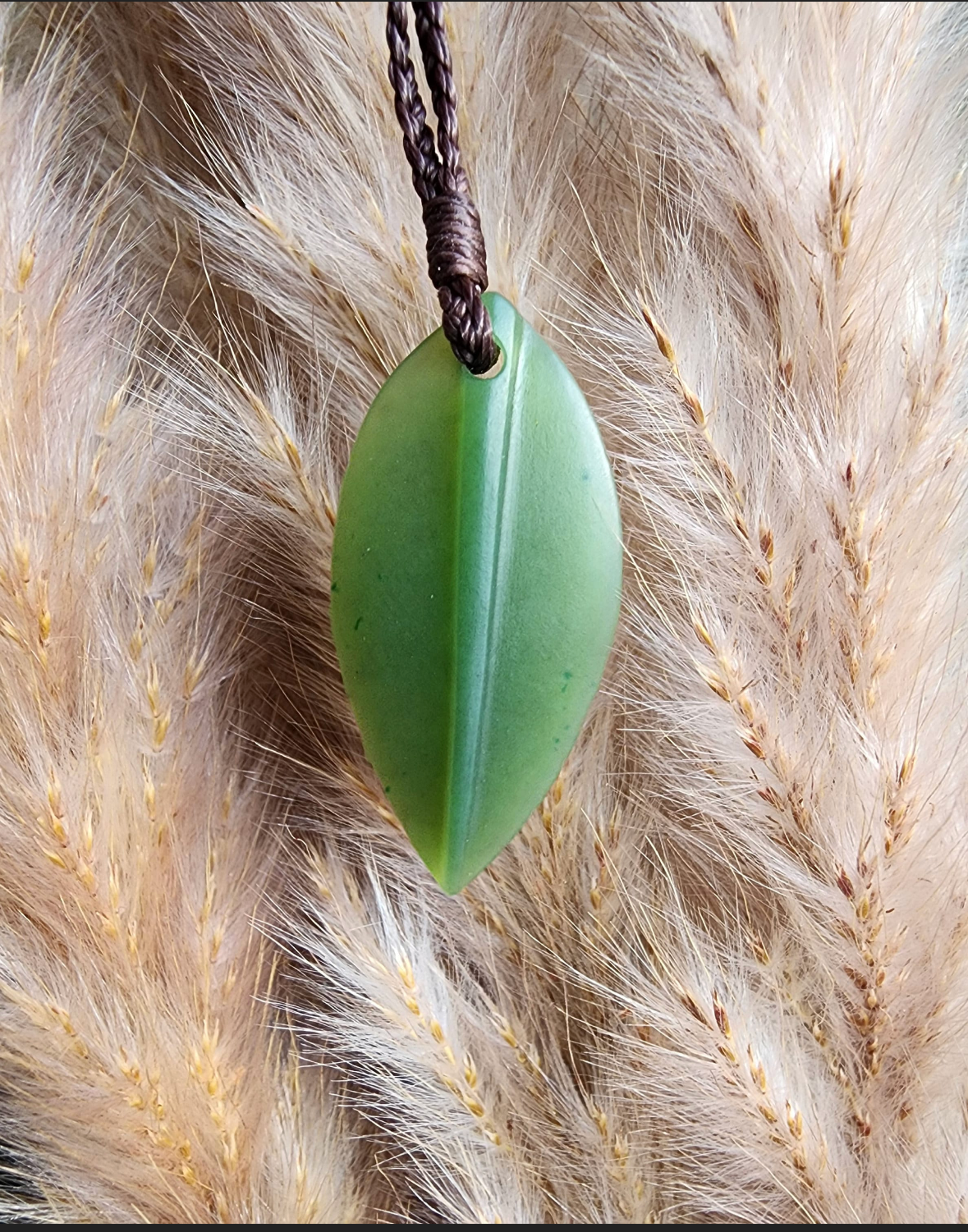 Jade Leaf, Pendant 30mm
