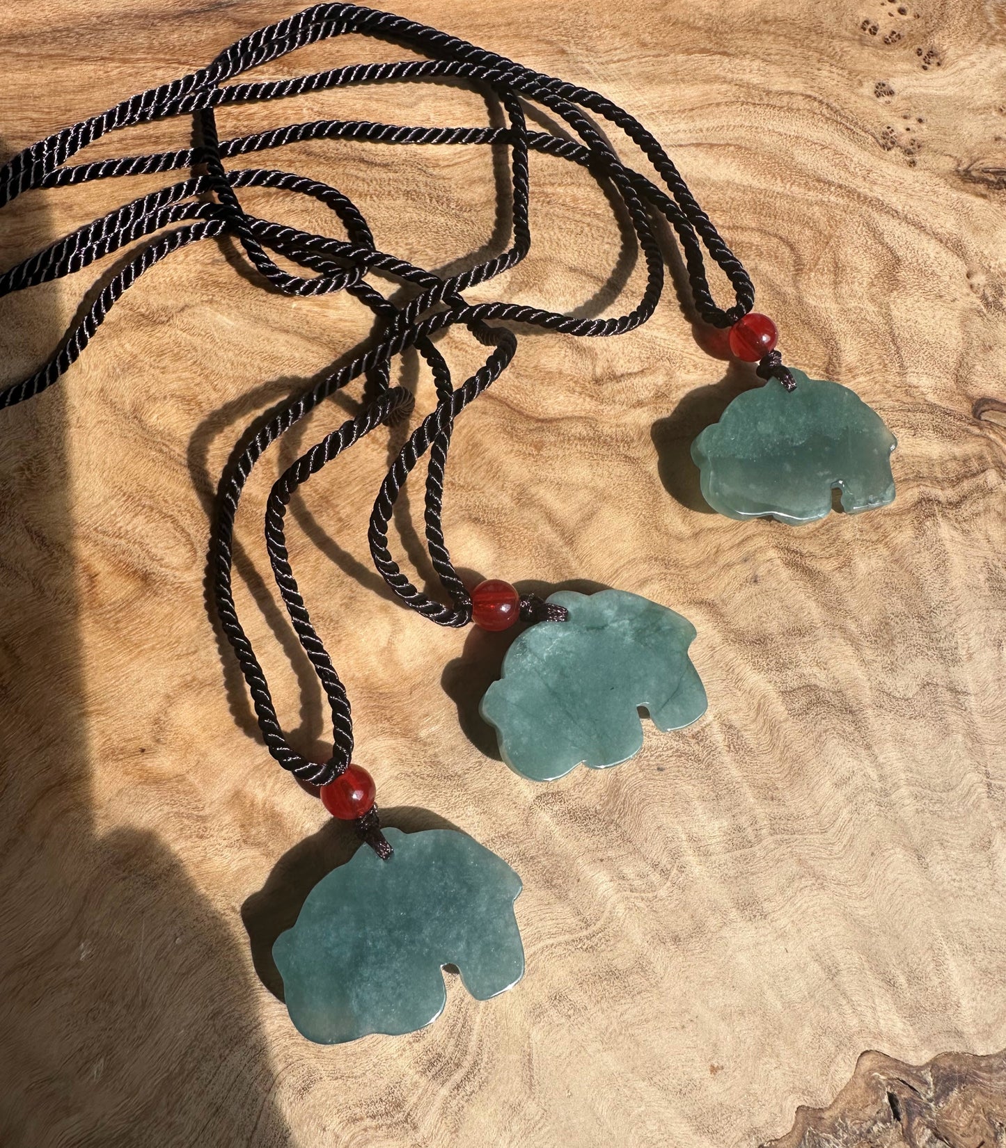 Guatemalan Jadeite Elephant Pendant, 26mm