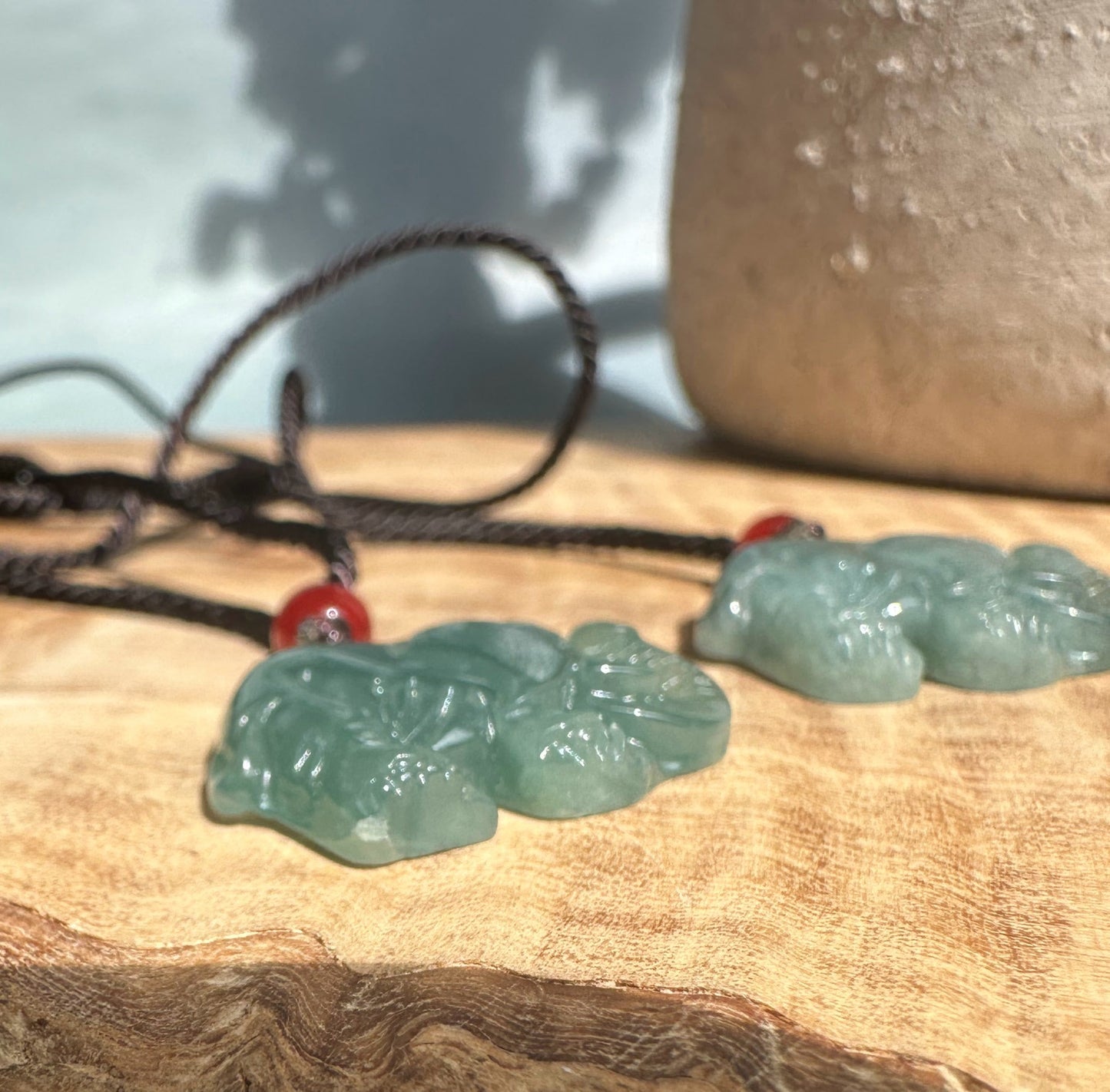 Guatemalan Jadeite Elephant Pendant, 26mm
