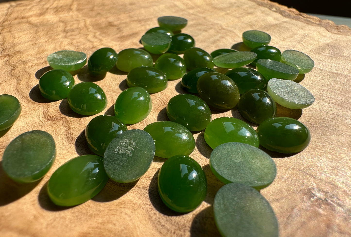 Canadian Jade Oval Cabochon - 7x9mm