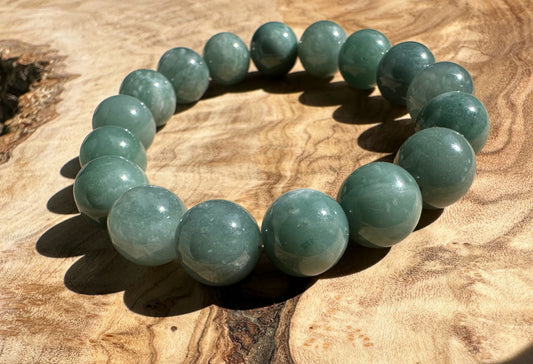 Guatemalan Jadeite Bead Bracelet - 12mm
