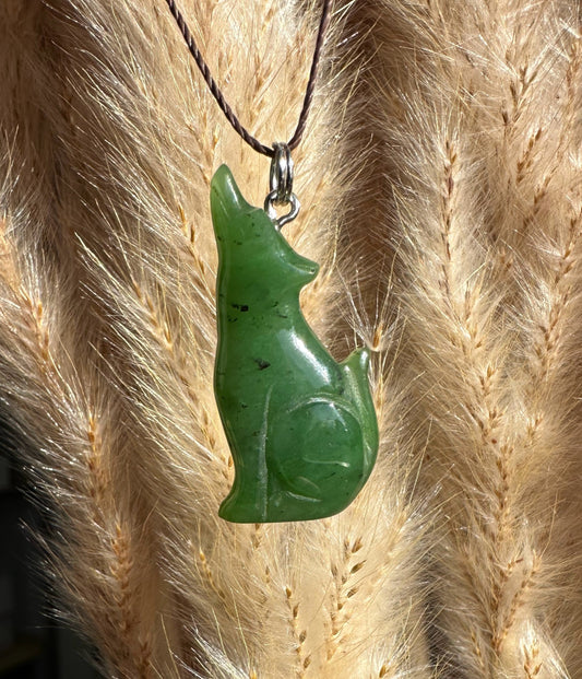 Jade Pendant, Wolf 30mm