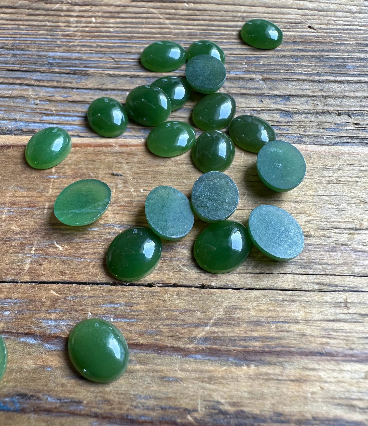 Canadian Jade Oval Cabochon - 8x10mm