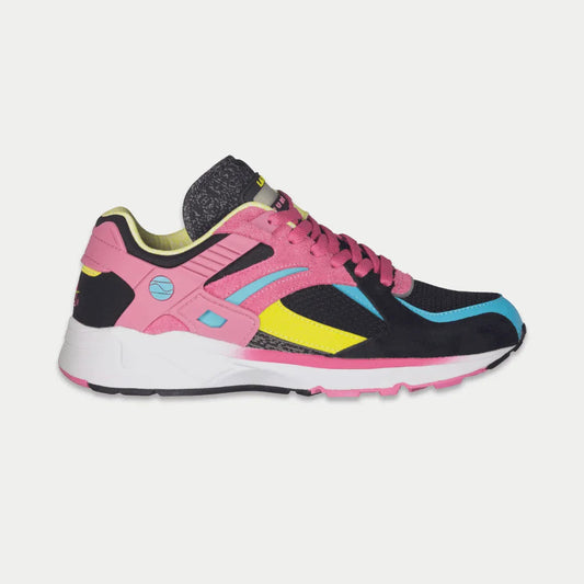 LA Gear Women's Catapult Light-Up Lowtop | Black x Pink