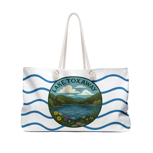Lake Toxaway Weekender Bag White | Travel Tote, Beach Bag, Vacation Essentials, Escape Bag, Lake Life Carryall