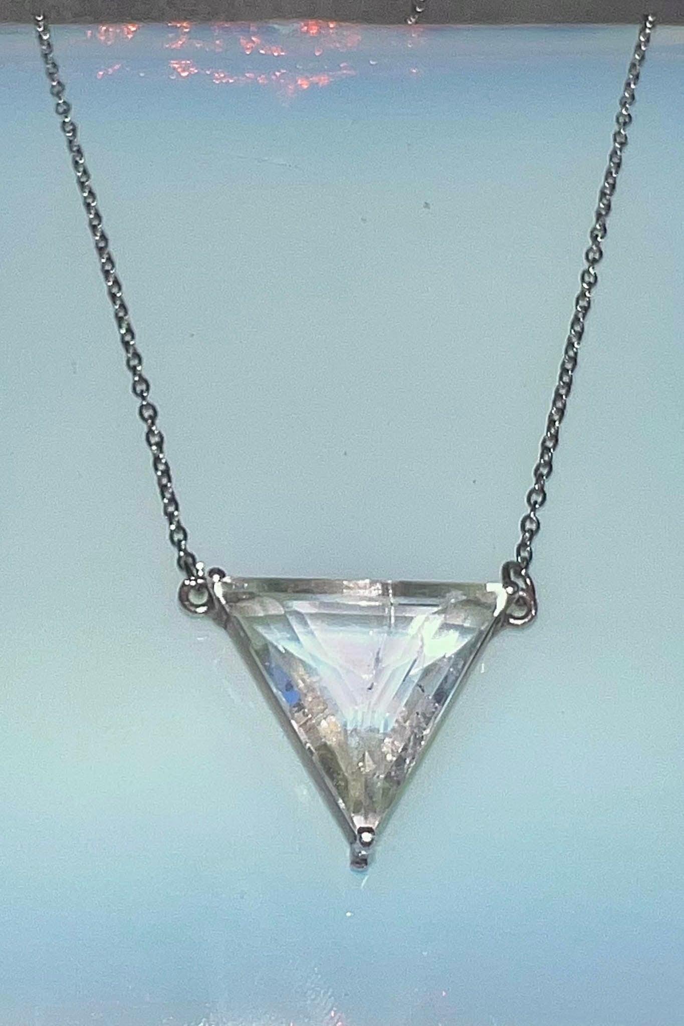 Obscura Stacking Shards in Striated Crystal