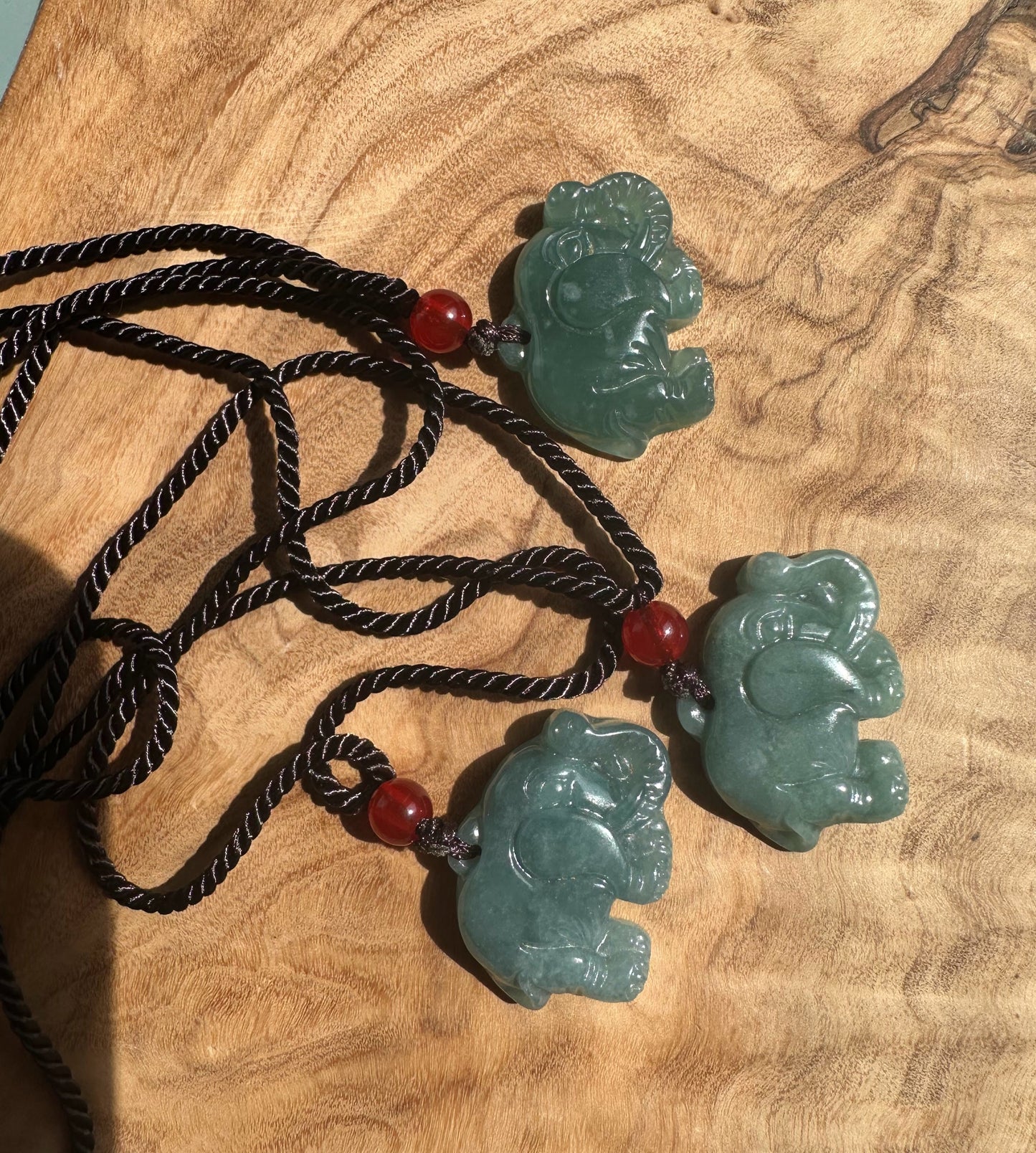 Guatemalan Jadeite Elephant Pendant, 26mm