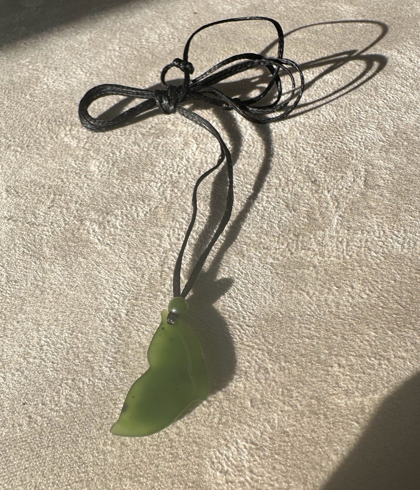 Jade Whale Tail Pendant, 23mm