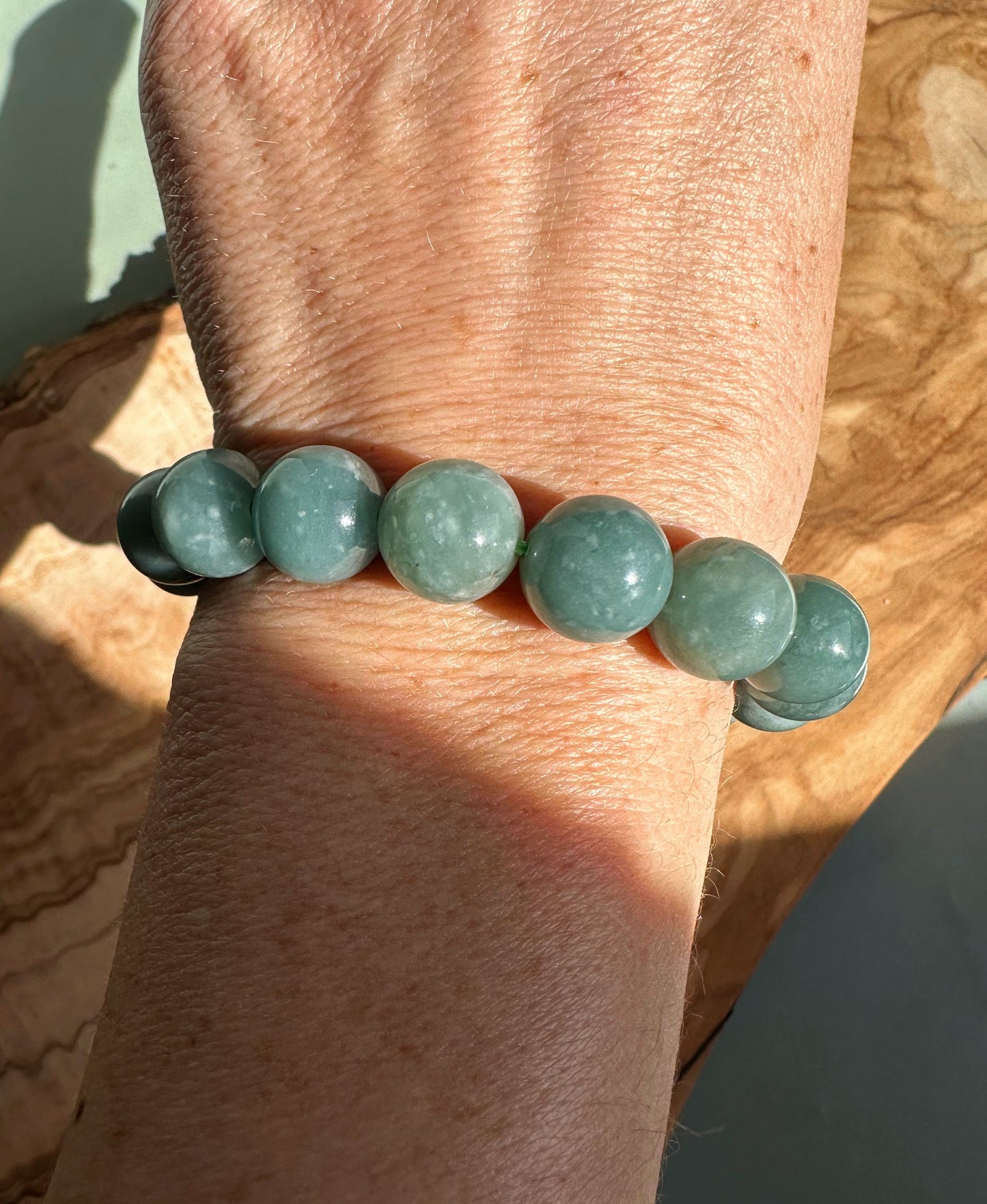 Guatemalan Jadeite Bead Bracelet - 12mm