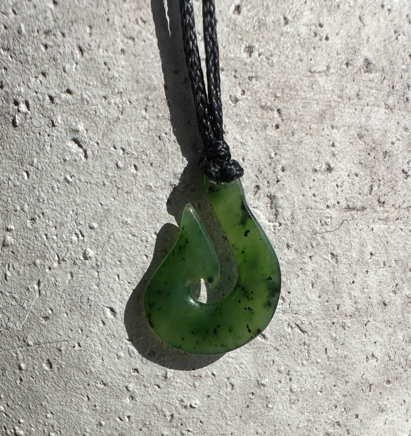 Jade Pendant, Fish Hook Small 20mm