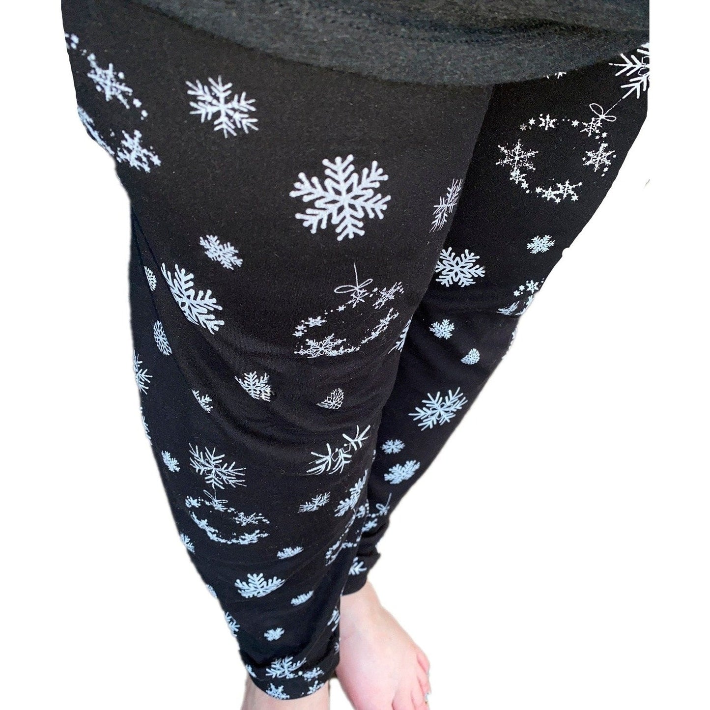 Christmas Snowflake Leggings Black White Leggings with Pockets