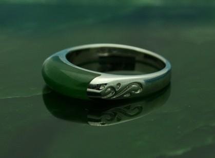 Ring R0392