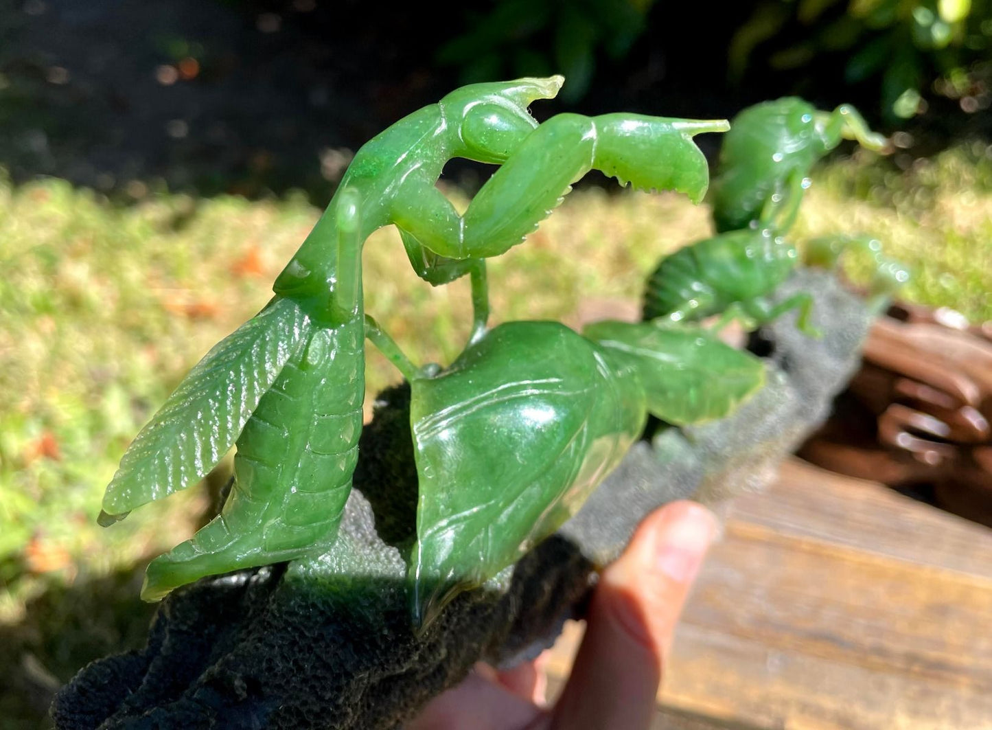 Jade Praying Mantis Carving (as is) * 9.5"