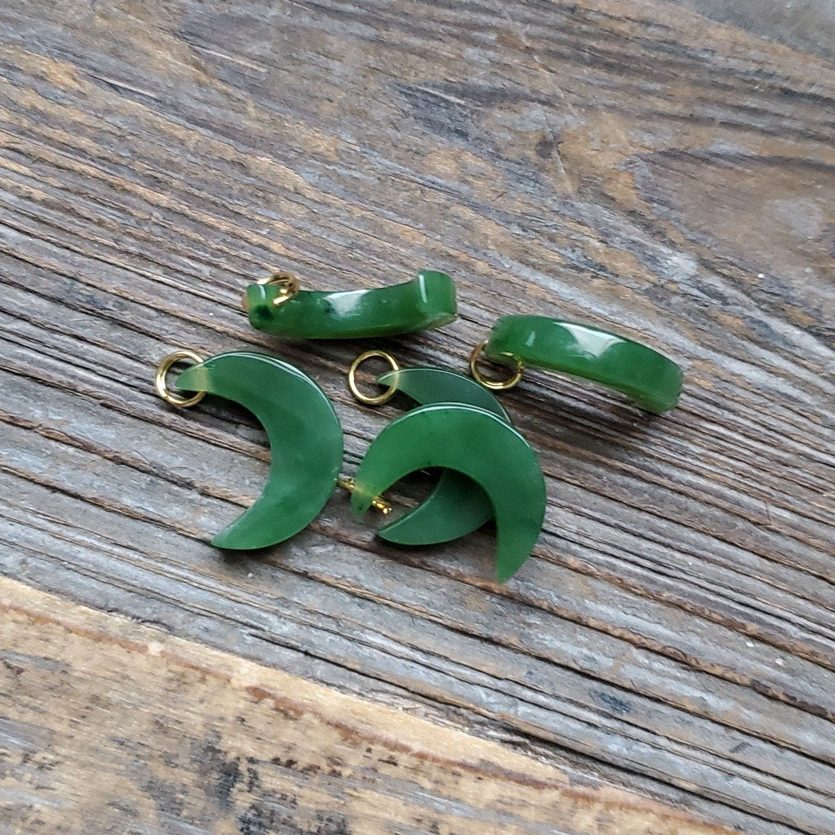 Crescent Moon Charm, 16mm