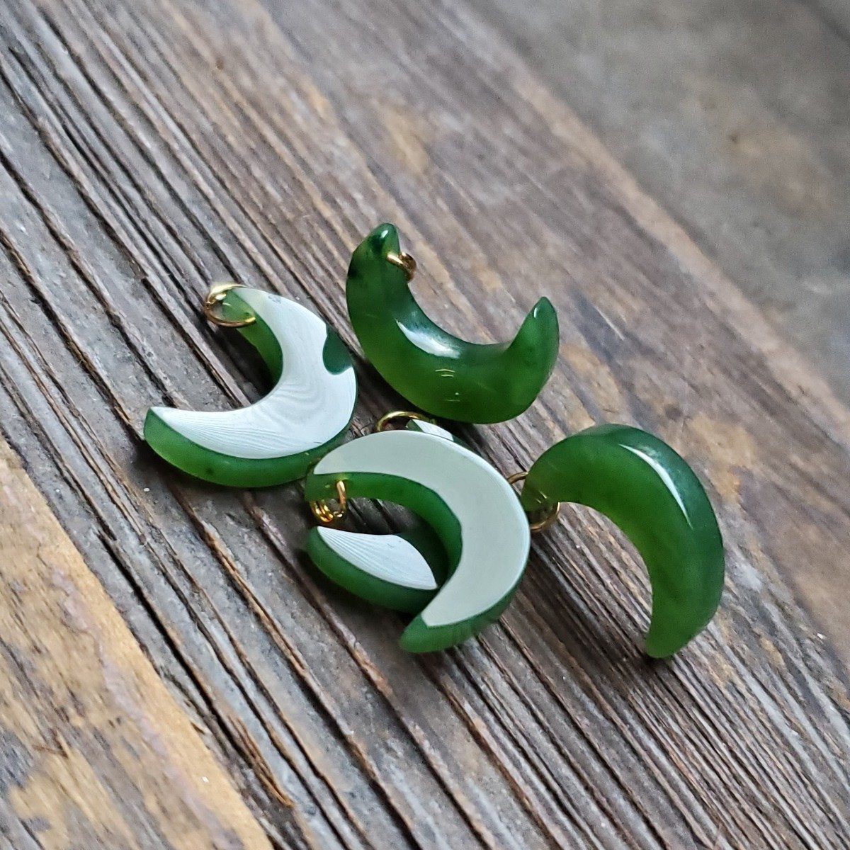 Crescent Moon Charm, 16mm